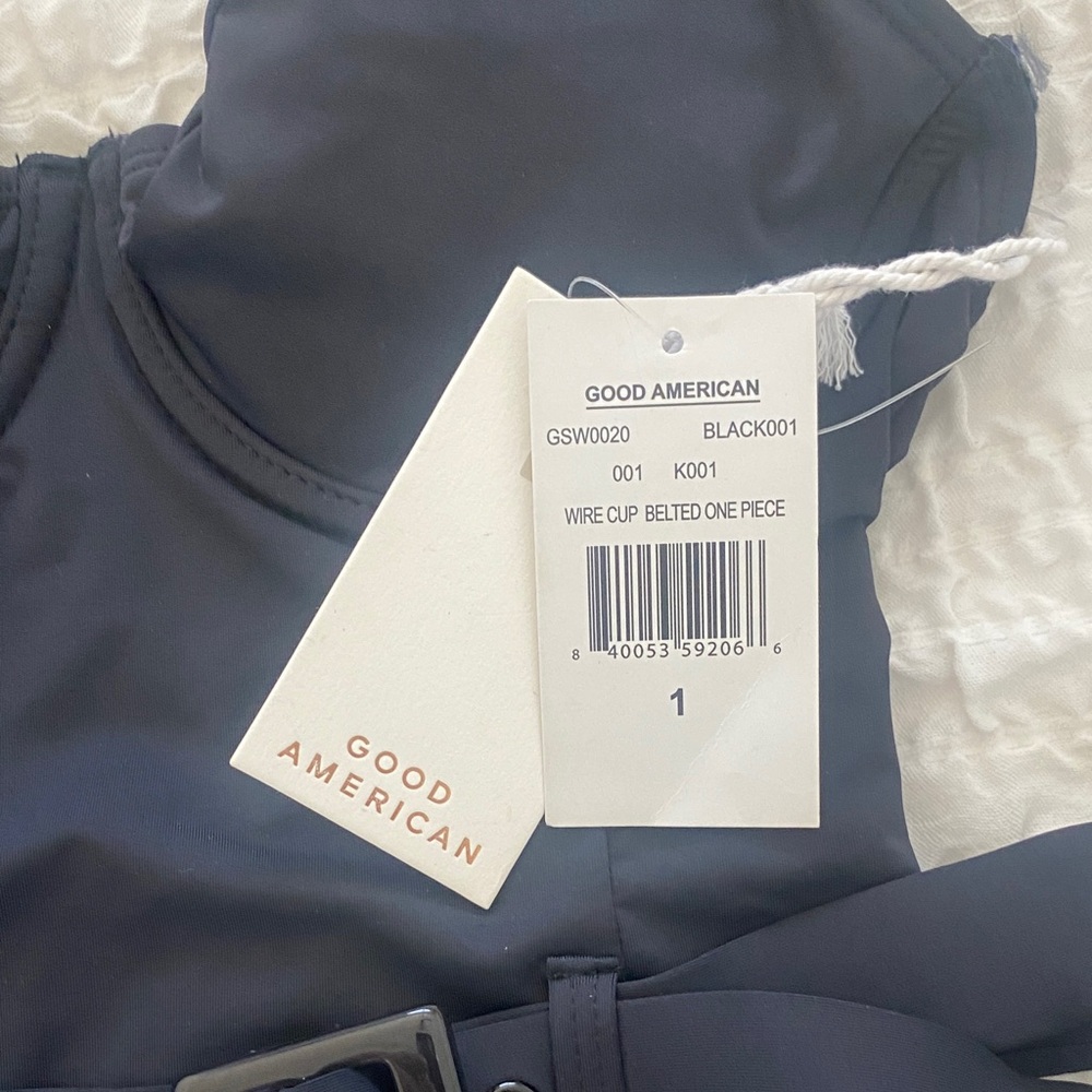 Good American Black Wire Cup One Piece